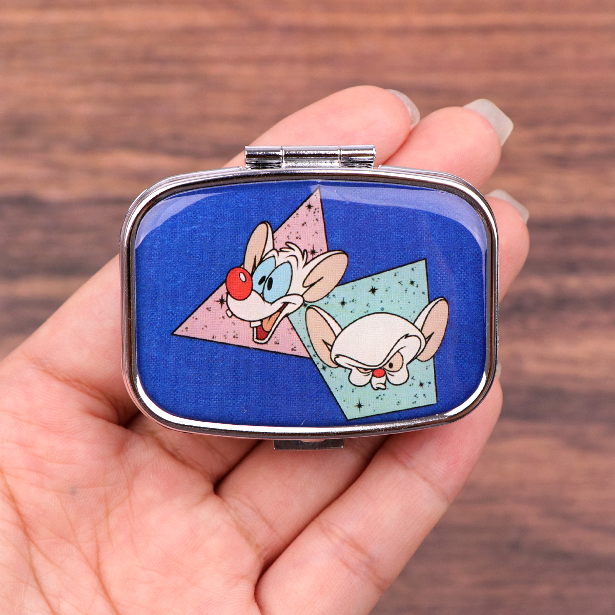 Organizador de pastillas de vi - Tablet Cute Accessories reseña y precio